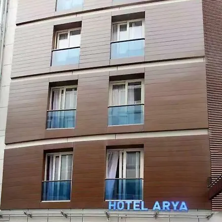 Arya Hotel *